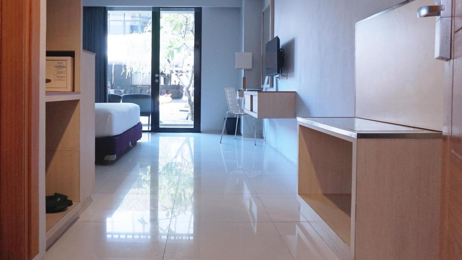 Conjioo Hotel Kuta Managed By Mhm Legian Buitenkant foto